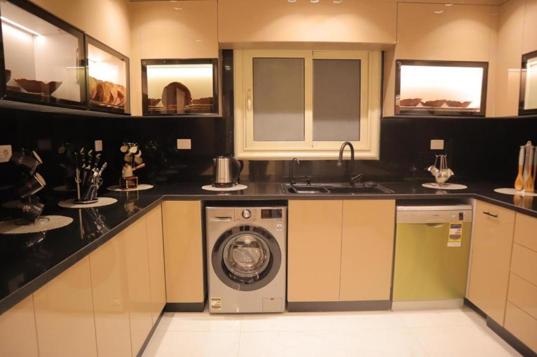 Egd-ab-13 A 3 Bedroom In Nasr Apartment